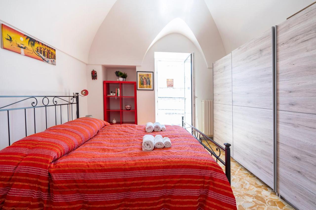 Vico II Terrace Apartment A Step From Piazza Roma Martina Franca Exterior foto