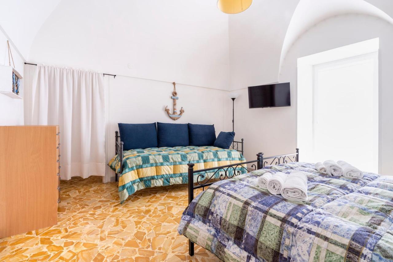 Vico II Terrace Apartment A Step From Piazza Roma Martina Franca Exterior foto